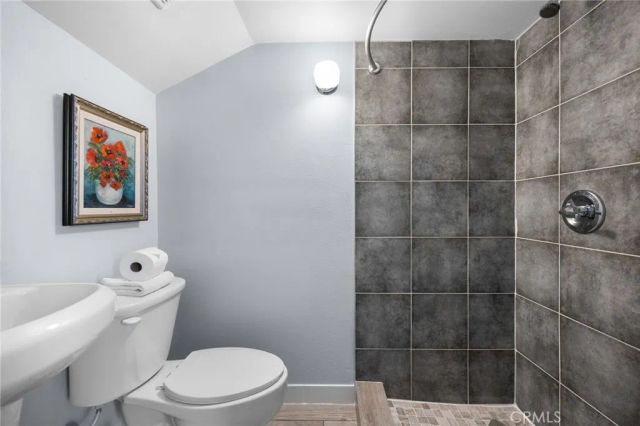 402 E Grand, Corona, CA 92879