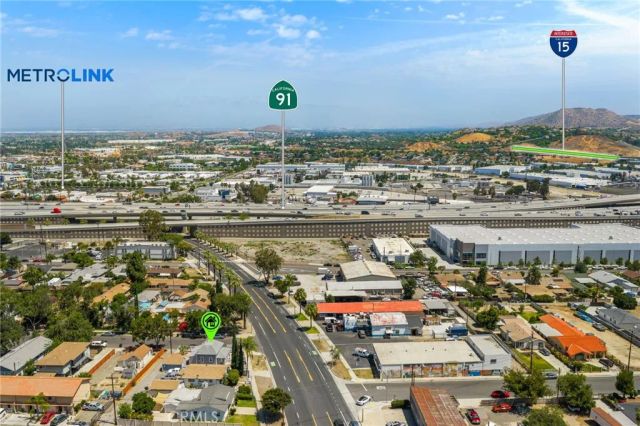 402 E Grand, Corona, CA 92879