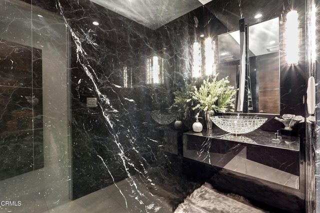 4423 Bergamo Drive, Los Angeles, CA 91436