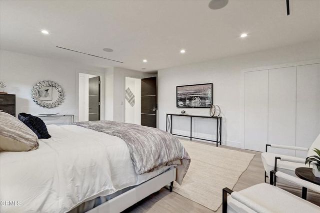 4423 Bergamo Drive, Los Angeles, CA 91436