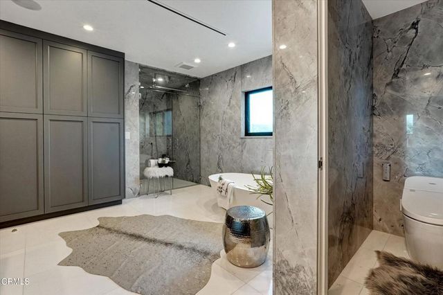 4423 Bergamo Drive, Los Angeles, CA 91436