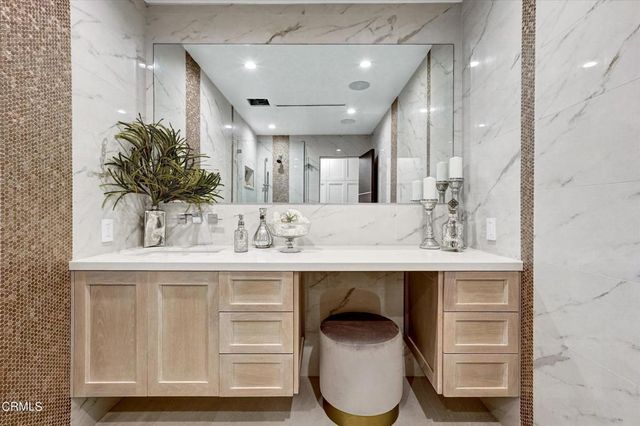 4423 Bergamo Drive, Los Angeles, CA 91436