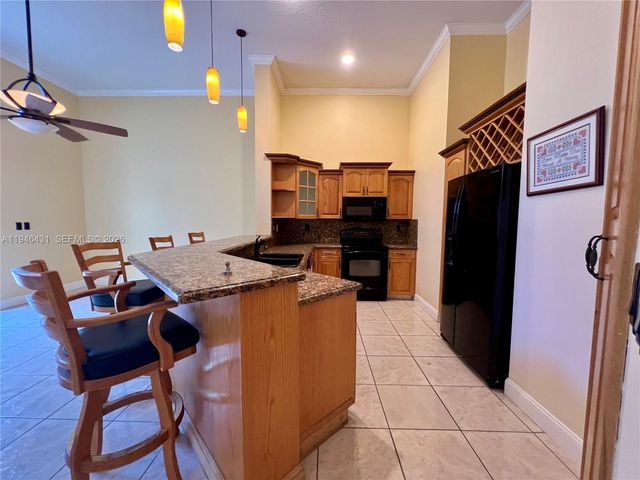 9047 SW 161st Ter 9047, Palmetto Bay, FL 33157