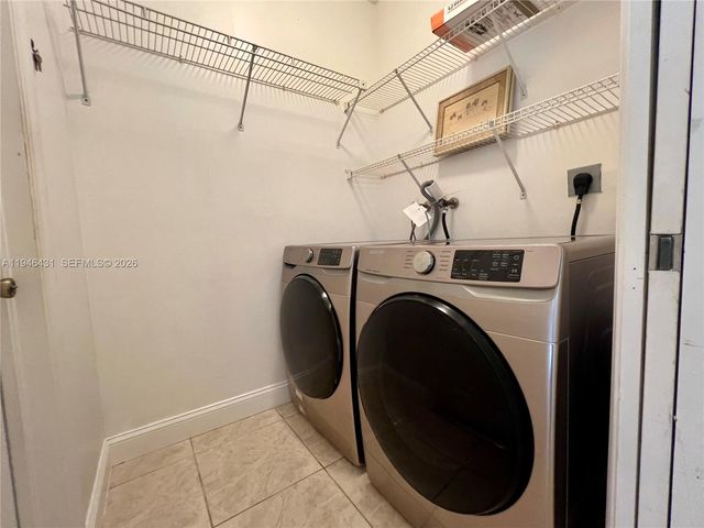 9047 SW 161st Ter 9047, Palmetto Bay, FL 33157