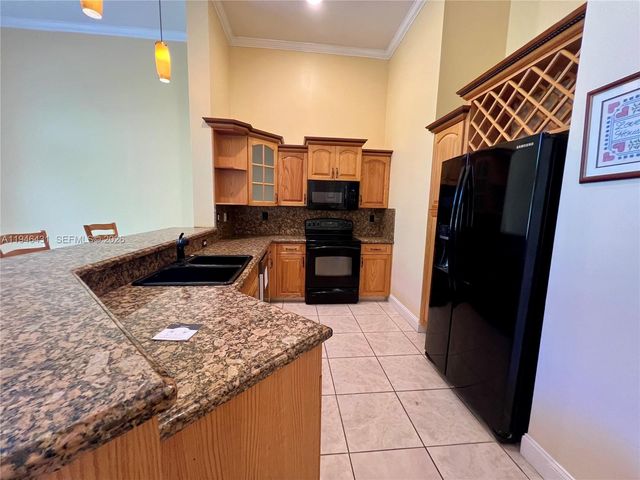 9047 SW 161st Ter 9047, Palmetto Bay, FL 33157