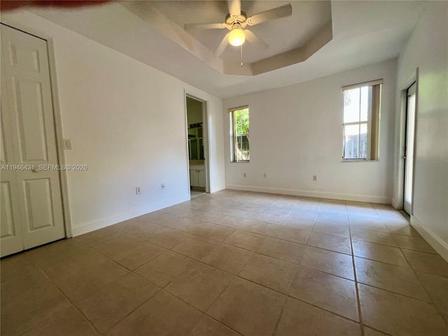 9047 SW 161st Ter 9047, Palmetto Bay, FL 33157