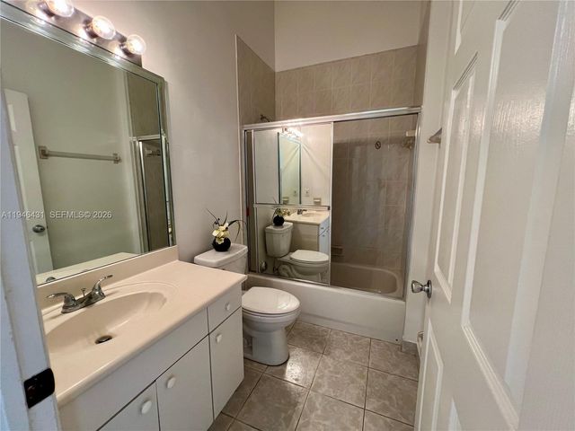 9047 SW 161st Ter 9047, Palmetto Bay, FL 33157