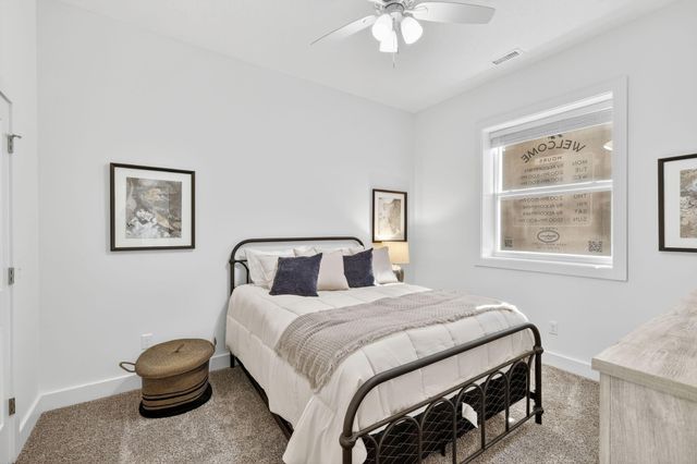 209 East Bridge Road, Northwood, OH 43619