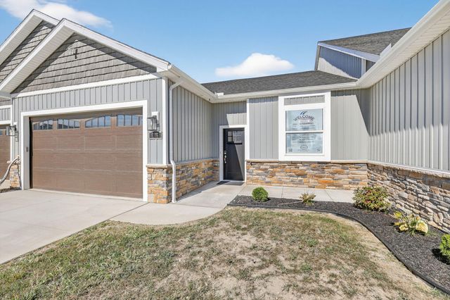 209 East Bridge Road, Northwood, OH 43619