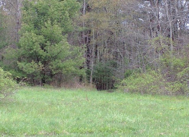 222 Dolan Cir, Taunton, MA 02718