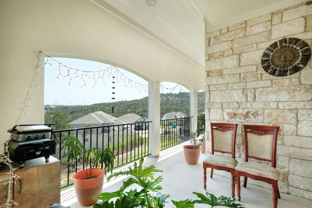 258 Baldovino SKWY, Lakeway, TX 78738