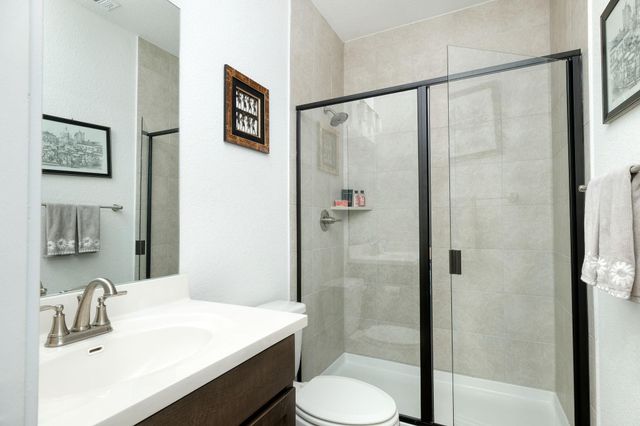 258 Baldovino SKWY, Lakeway, TX 78738