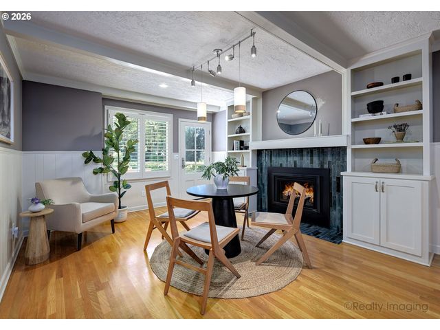 4460 Sw 78TH Ave, Portland, OR 97225