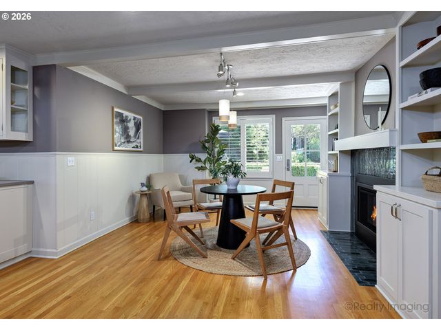 4460 Sw 78TH Ave, Portland, OR 97225