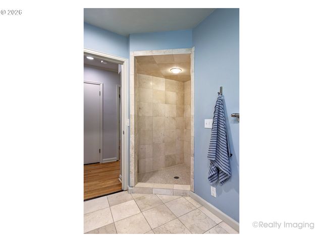 4460 Sw 78TH Ave, Portland, OR 97225