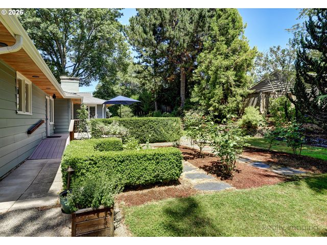 4460 Sw 78TH Ave, Portland, OR 97225