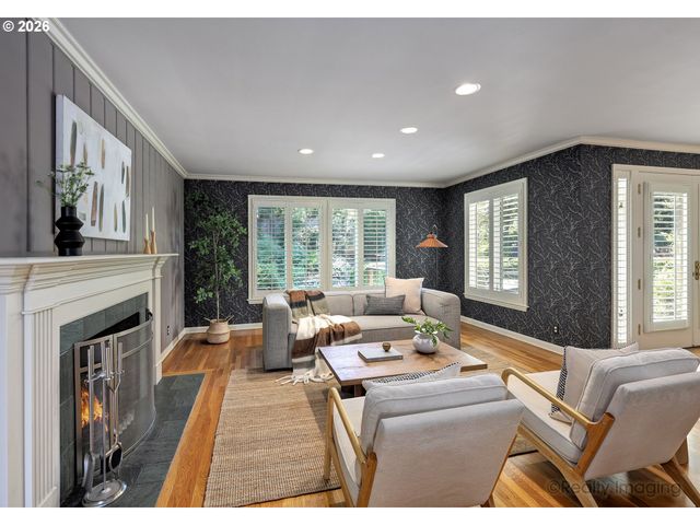4460 Sw 78TH Ave, Portland, OR 97225