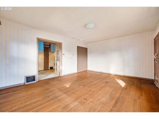 4635 N CONGRESS Ave, Portland, OR 97217