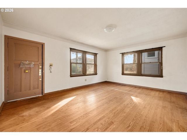 4635 N CONGRESS Ave, Portland, OR 97217