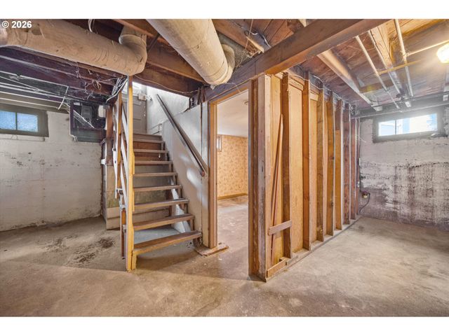 4635 N CONGRESS Ave, Portland, OR 97217