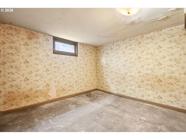 4635 N CONGRESS Ave, Portland, OR 97217