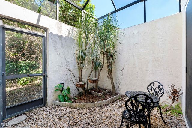 10551 NW 3rd Manor, Coral Springs, FL 33071