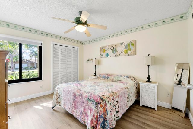 10551 NW 3rd Manor, Coral Springs, FL 33071