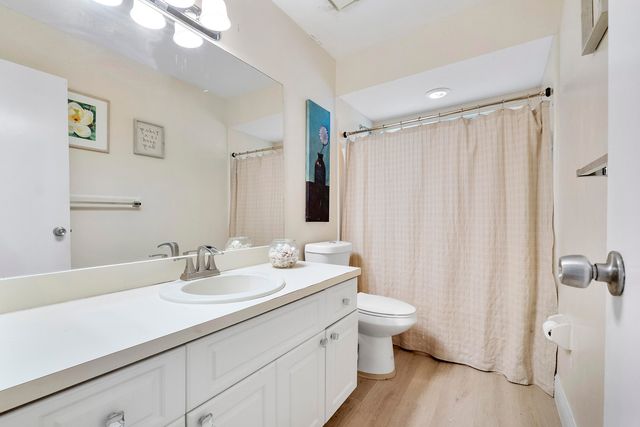 10551 NW 3rd Manor, Coral Springs, FL 33071