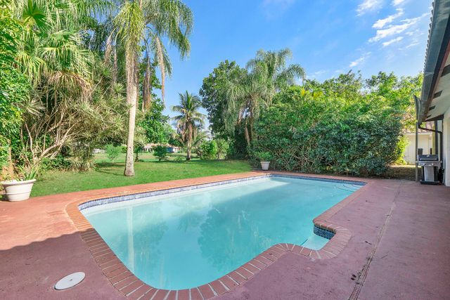 10551 NW 3rd Manor, Coral Springs, FL 33071