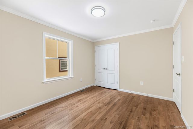 320 E 4th Street, Mount Vernon, NY 10553