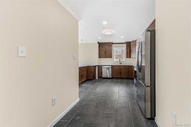 320 E 4th Street, Mount Vernon, NY 10553