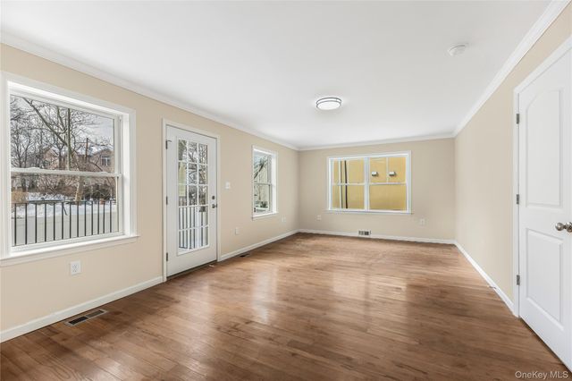 320 E 4th Street, Mount Vernon, NY 10553