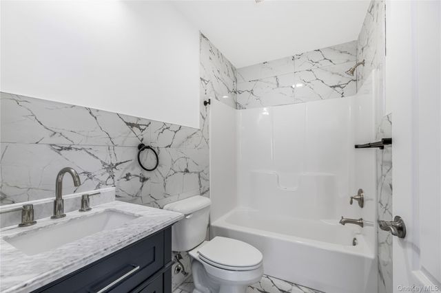 320 E 4th Street, Mount Vernon, NY 10553