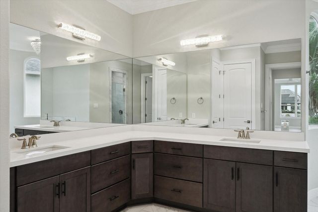 602 Appia Drive, Kemah, TX 77565