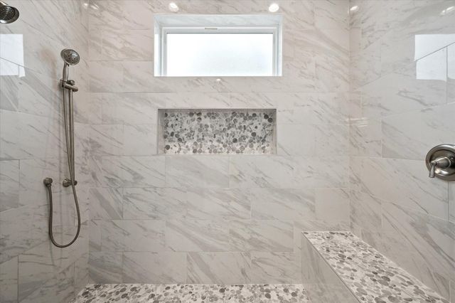 602 Appia Drive, Kemah, TX 77565