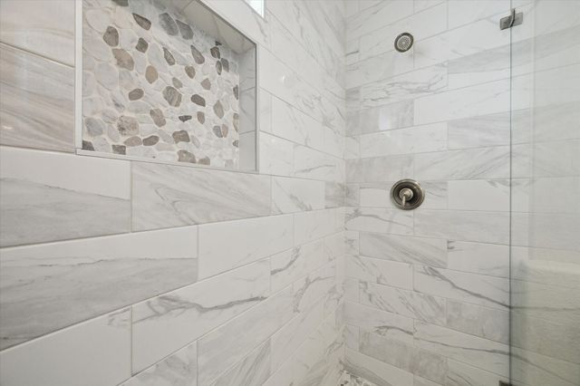 602 Appia Drive, Kemah, TX 77565