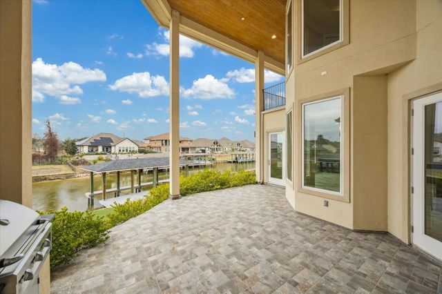 602 Appia Drive, Kemah, TX 77565