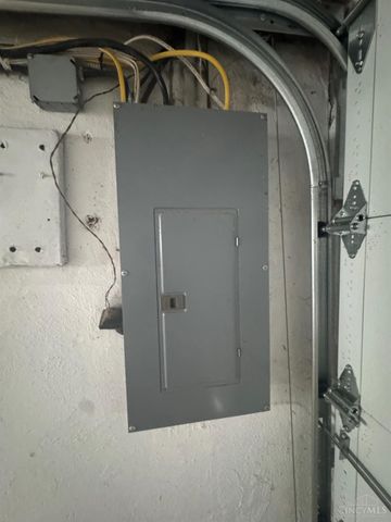 7849 Seward Avenue, Cincinnati, OH 45231