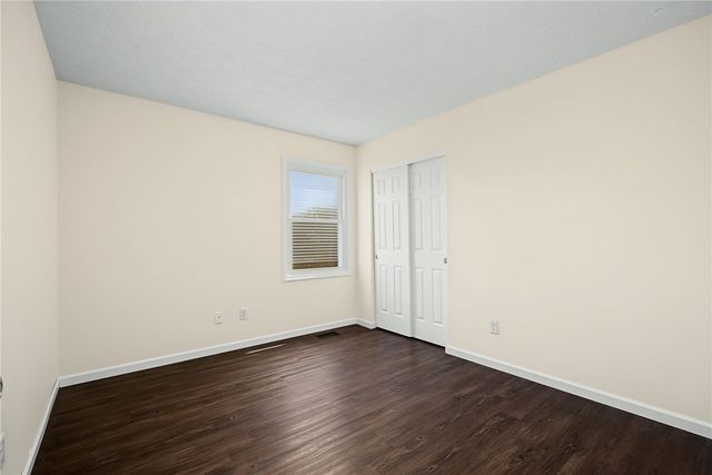 10029 Village Tree Court, Miamisburg, OH 45342