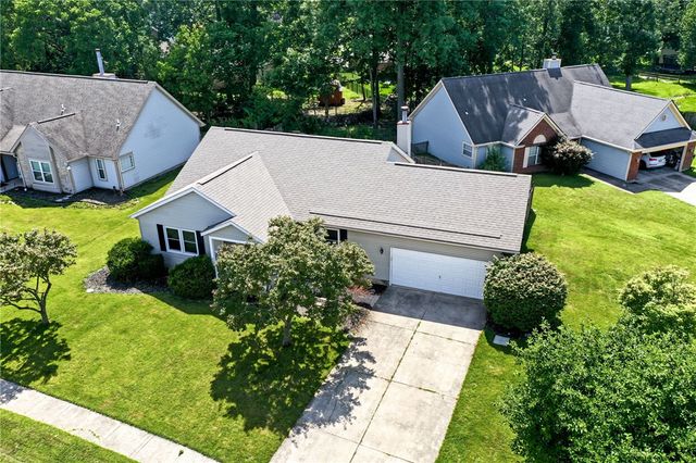 10029 Village Tree Court, Miamisburg, OH 45342
