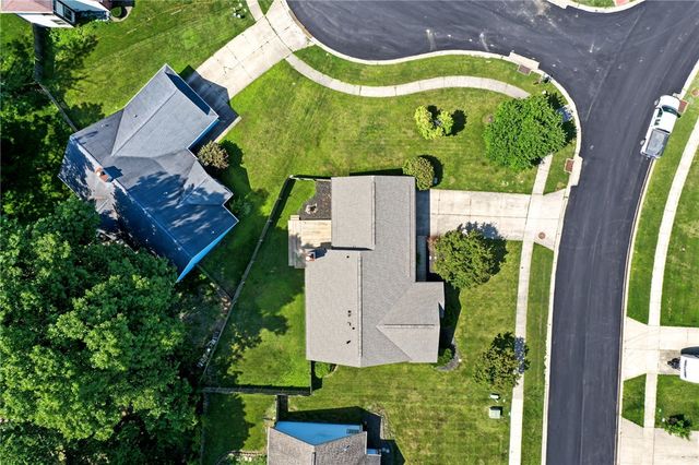 10029 Village Tree Court, Miamisburg, OH 45342