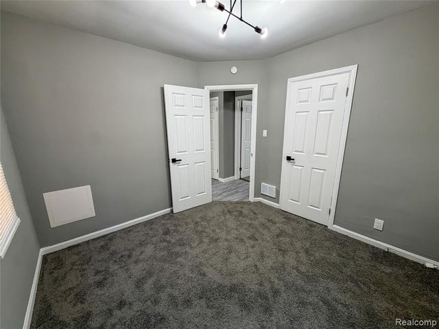 10203 Berkshire Street, Detroit, MI 48224