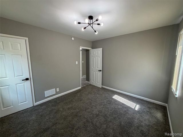 10203 Berkshire Street, Detroit, MI 48224