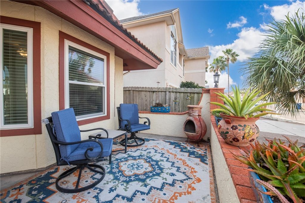 15226 ISABELLA Ct, Corpus Christi, TX 78418 — photo 4
