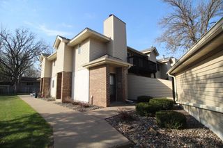 11410 Dogwood Street NW 402, Coon Rapids, MN 55448