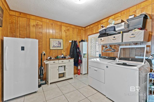 21955 2nd Street, Silverhill, AL 36576