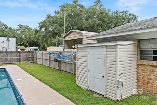 21955 2nd Street, Silverhill, AL 36576