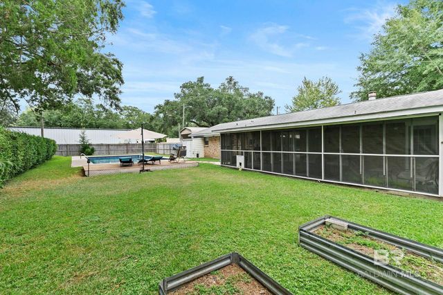 21955 2nd Street, Silverhill, AL 36576