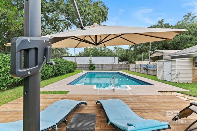 21955 2nd Street, Silverhill, AL 36576