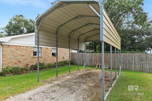 21955 2nd Street, Silverhill, AL 36576